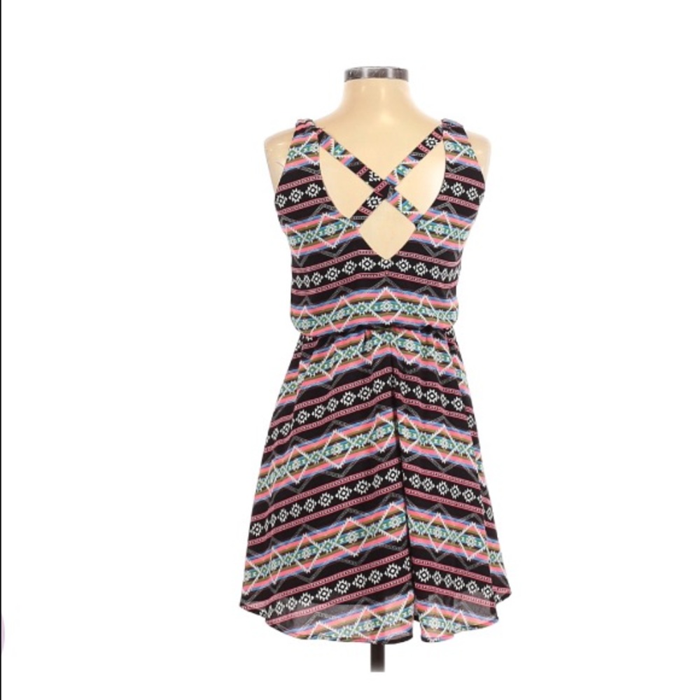 Lush | XS Sleeveless Dress Color Print Cut Outs - Picture 2 of 5